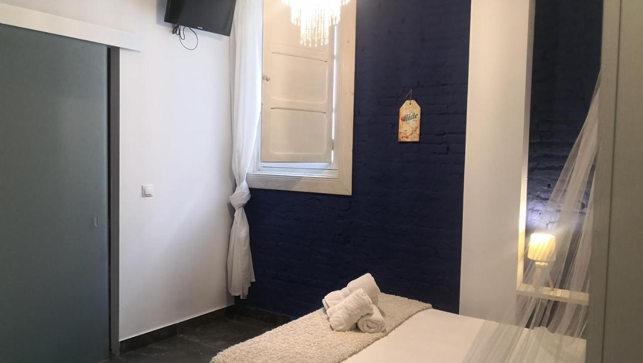 Cozy Rooms 12 Valenza Esterno foto