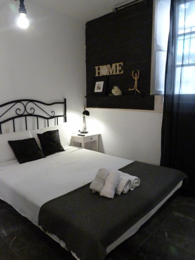 Cozy Rooms 12 Valenza Esterno foto